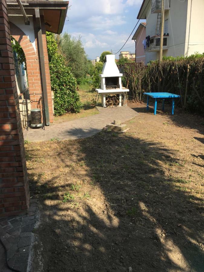 Casa Degli Zii Appartamento Letizia Luni Kültér fotó
