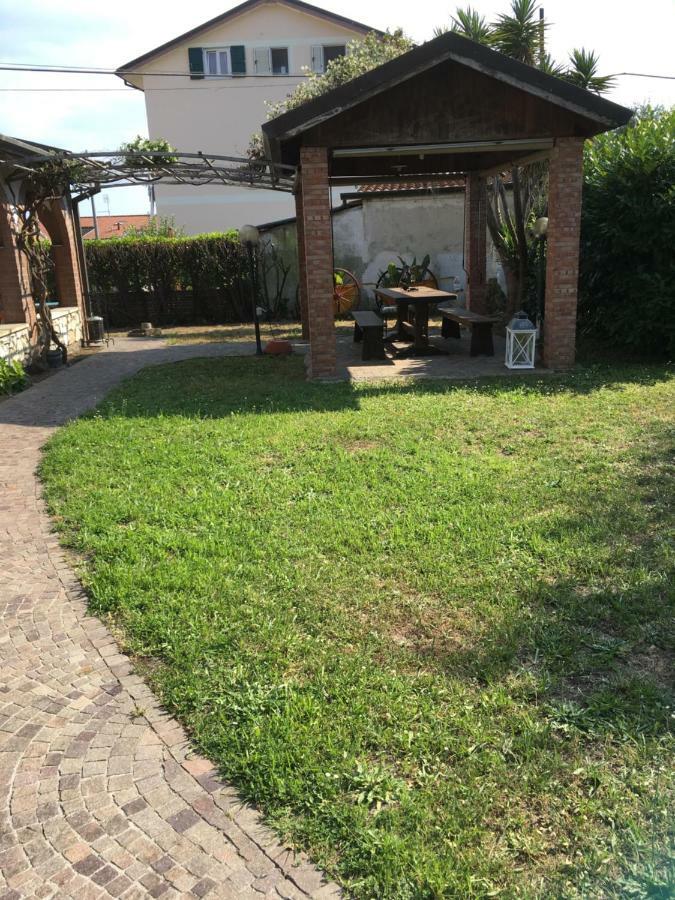 Casa Degli Zii Appartamento Letizia Luni Kültér fotó